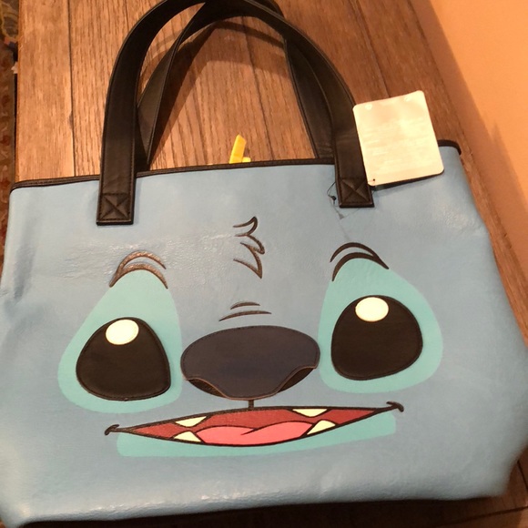 Disney loungefly Stitch & Scrump 2-sided tote new - Picture 2 of 5